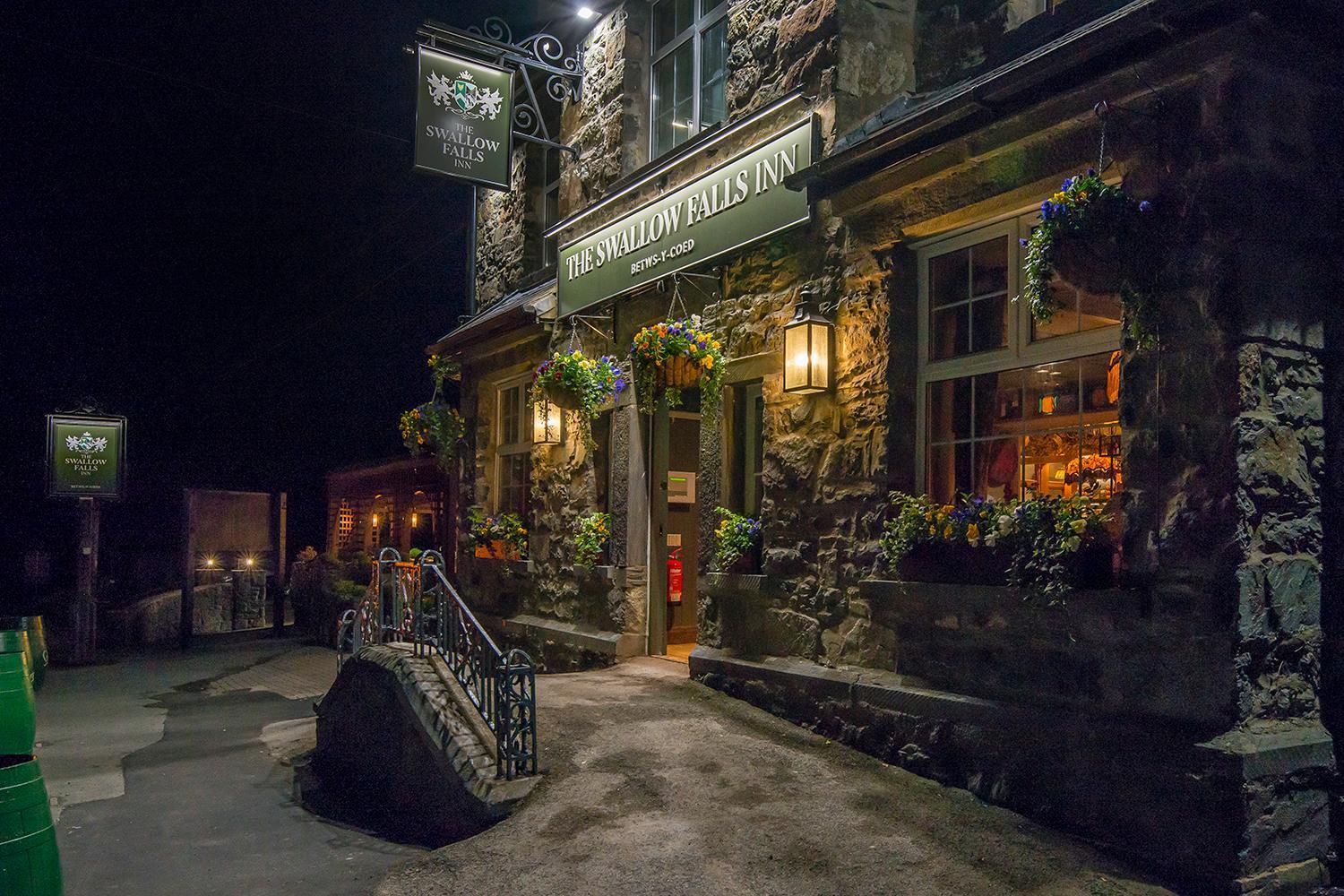 The Swallow Falls Inn - The Inn Collection Group Бетс-и-Койд Экстерьер фото
