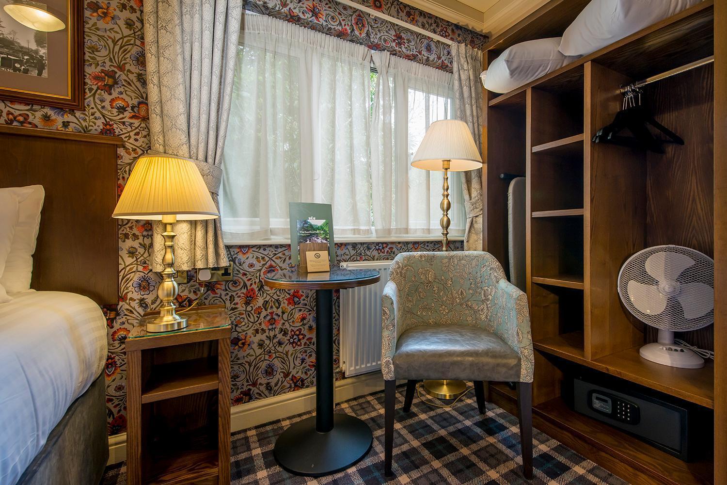 The Swallow Falls Inn - The Inn Collection Group Бетс-и-Койд Экстерьер фото